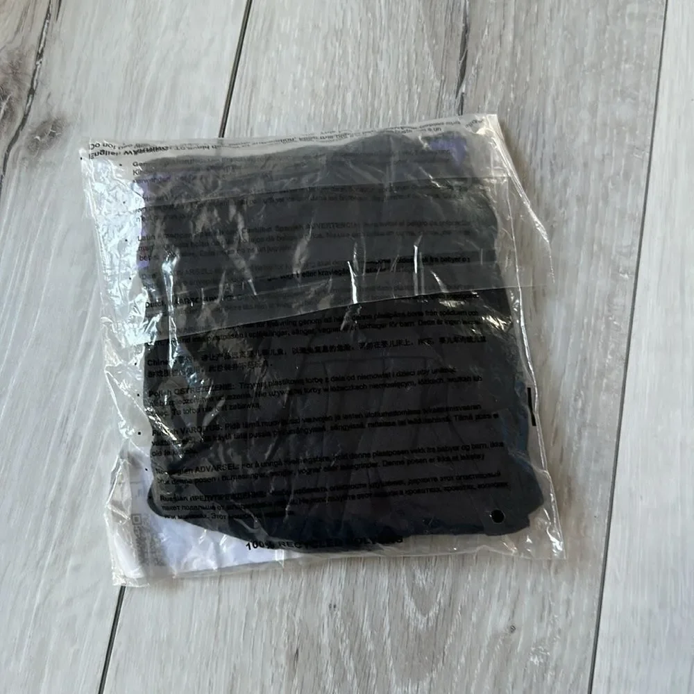 Savage Fenty mens boxer trunks iridescent WB caviar M‎ NWT in packaging unopened